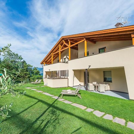 Apfelhof Apartment Термено Екстериор снимка